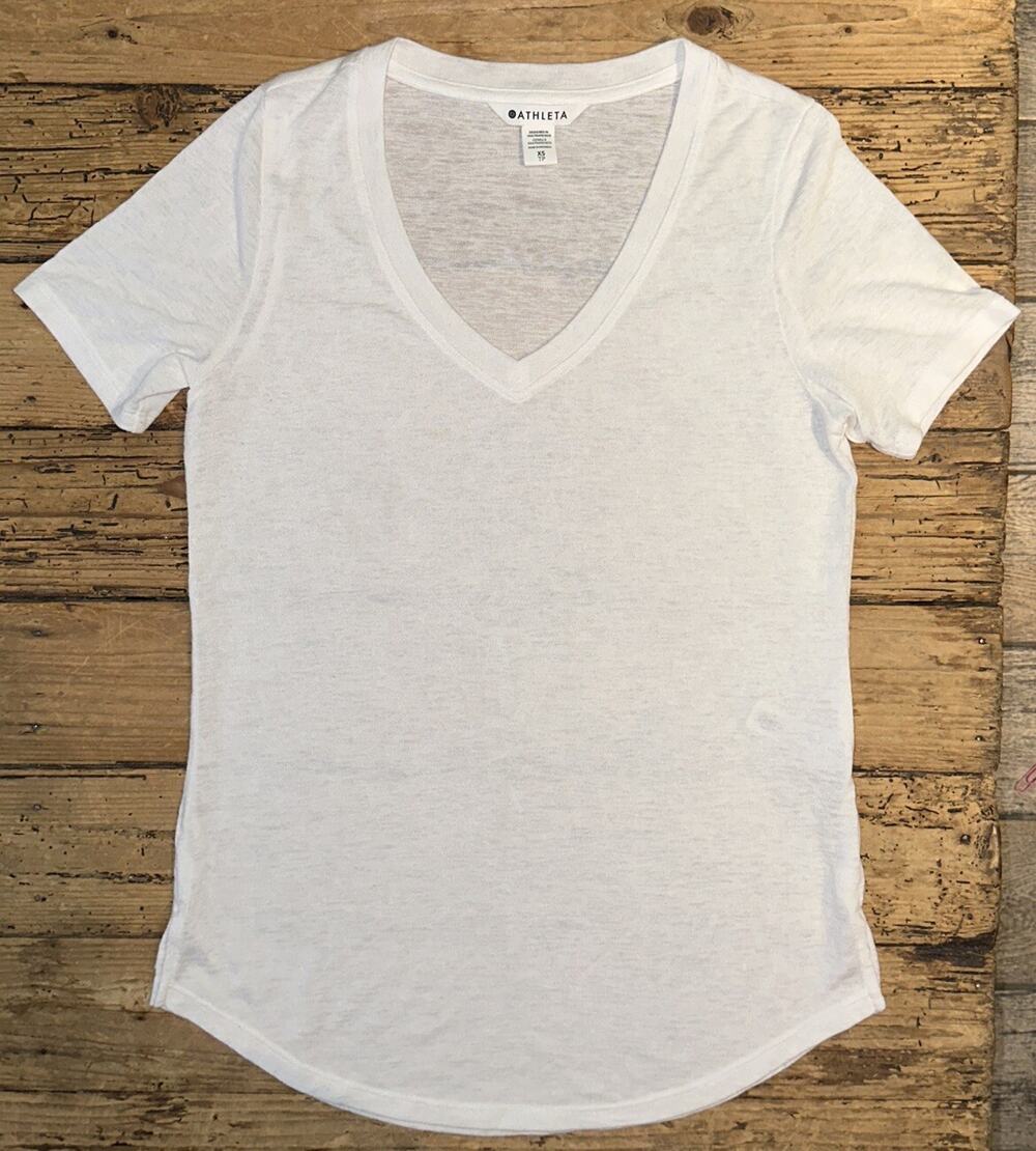 Athleta Bright White Breezy Scoop V Tee Size XS EUC